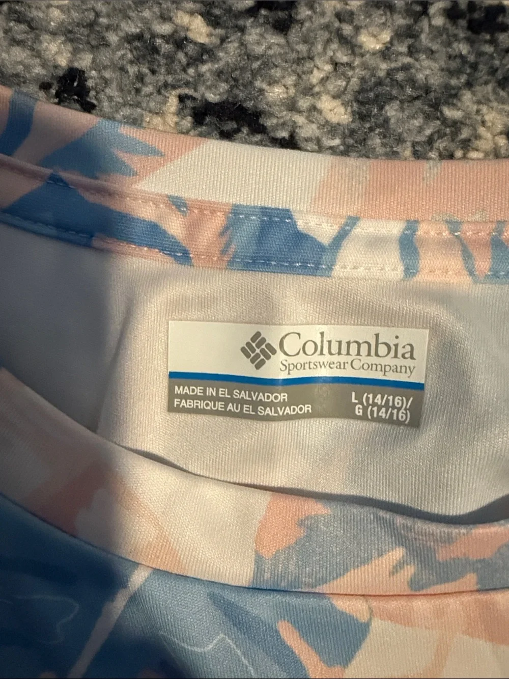 Columbia Pink & Light Blue Tropical Long Sleeve Rash Guard / Fishing Shirt